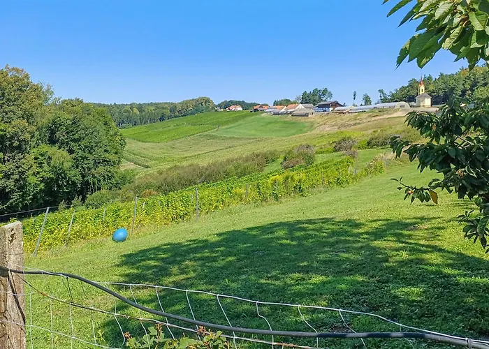 Schoenes * Sankt Peter am Ottersbach
