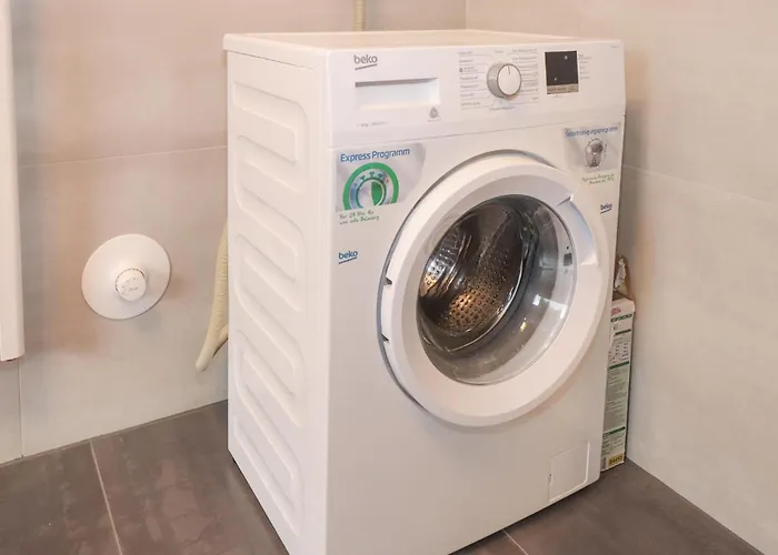 Schoenes * Sankt Peter am Ottersbach